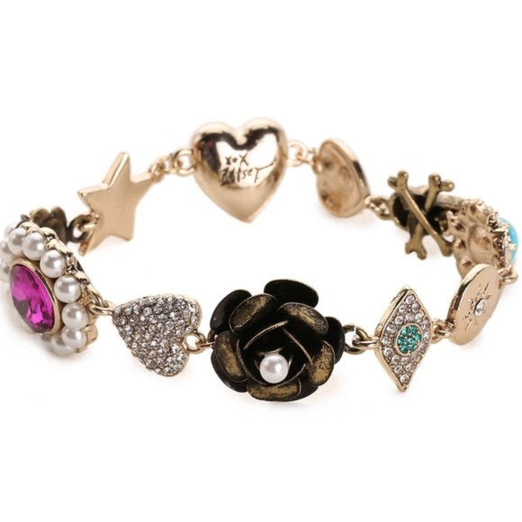 Betsey Johnson Jewelry - Betsey Johnson Mystic Baroque Queens Bracelet